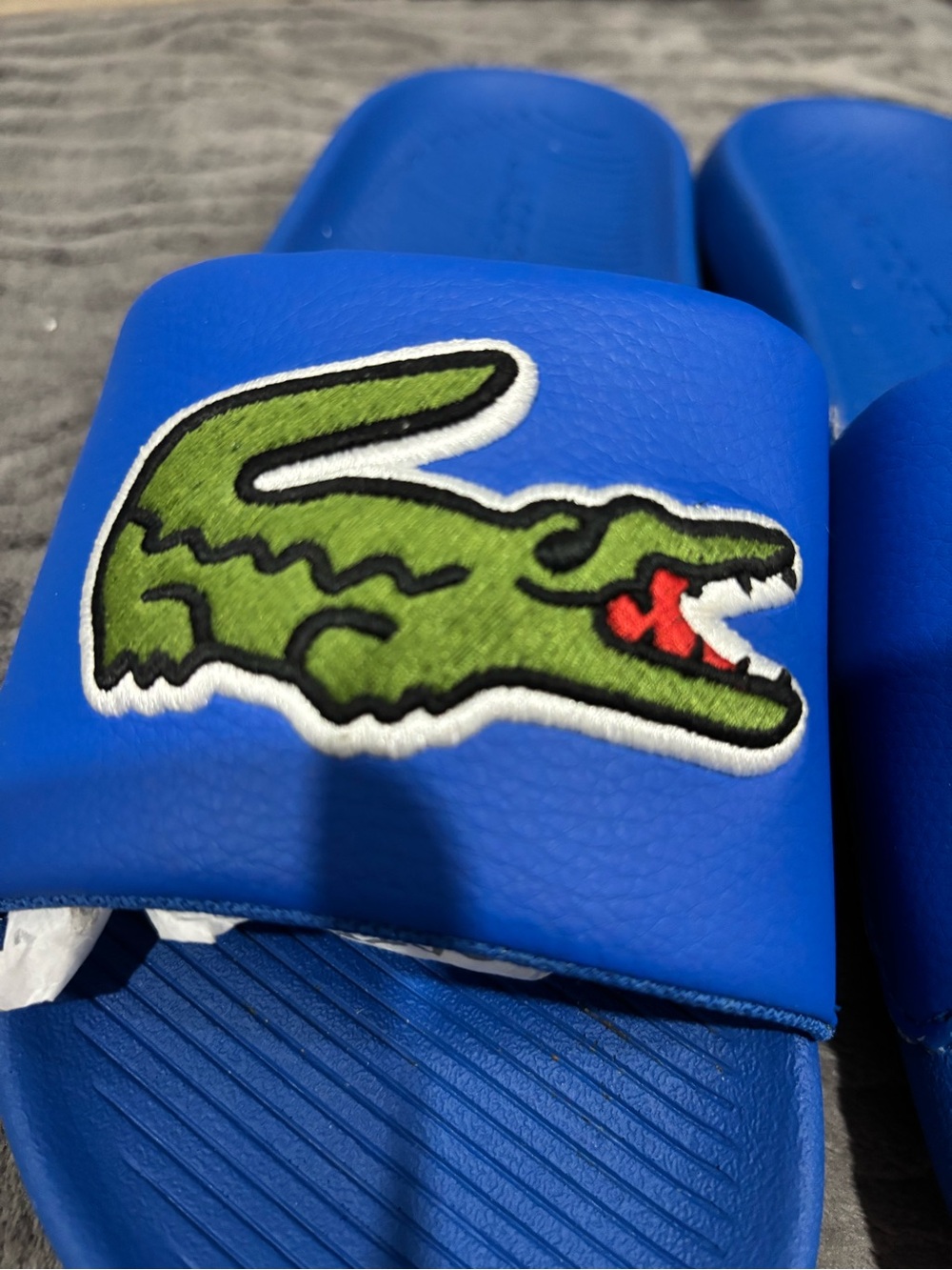 BNIB Lacoste slides - Picture 2 of 6